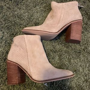 Steve Madden heeled boots